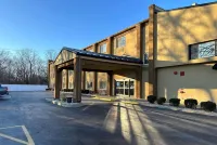 AmericInn by Wyndham Woodstock IL Hotels near Harvard Metra train station