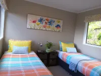 Stunning sea views-private-fully equipped-spotless