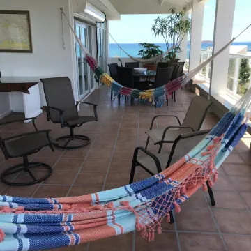 Ocean View Apt 3- Punta Bateria