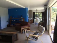 Incredible harbour views, secluded four bedroom character villa, private drive