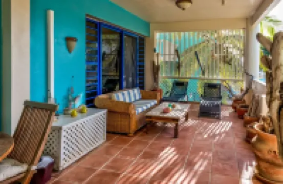 Spacious apartment,  lagoon view, minutes away from beach and town! 10% DISC