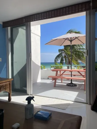 Beautiful Oceanfront Condo with private beach Freeport Bahamas