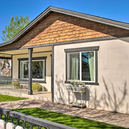 Families w/ Pets Welcome! Dtwn Gilbert Retreat