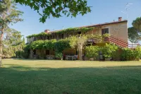 Agriturismo San Carlo - I Reucci Trilo apartment with pool, garden, wifi