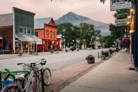 Rustic-Contemporary 3Br with Great Views! - No Cleaning Fee! by RedAwning Hotels in Crested Butte