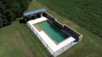 Adina Vineyard - Pools