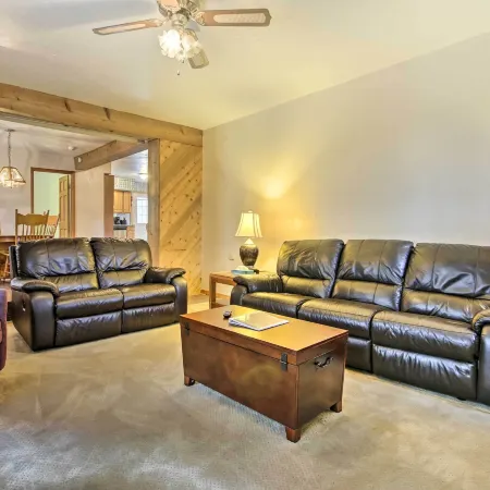 Spacious Apt w/ Yard: 3 Mi to Windham Mountain