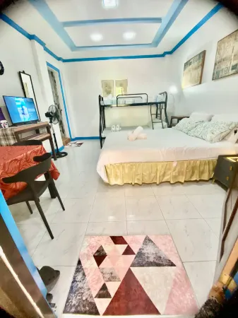 LENS STAYCATION  IN PANABO 1BDR BR KTCHN WIFI NETFLIX Отели рядом с достопримечательностью «J.P. Laurel Mangrove Board Walk»