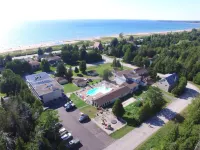 Sauble Beach Lodge Hotels in Wiarton