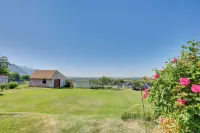 10 Mi to Nordic Valley: Ogden Escape w/ Patio - 3 stjerner