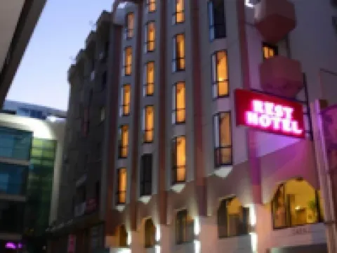 雷斯特飯店 Cengelhan Rahmi M.Koc工業博物館附近的飯店