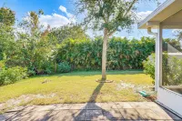 Private Yard & Screened Patio: Sunny Sebastian Gem - 2-Star