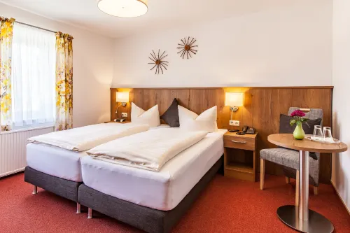 Wanderhotel Sonnebergbaude Hotels in Hainewalde