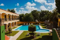Hotel Tuul - Pools