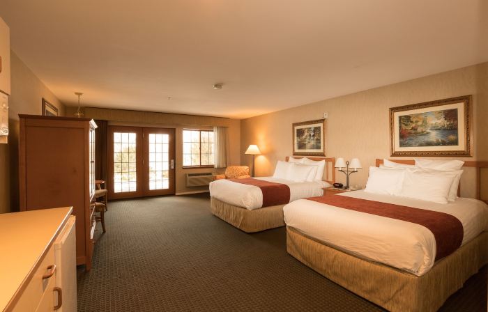 Lakeside Lodge and Suites