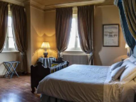 ワインリゾート ラ・ギルランダ グアルド・カッタネーオのホテル