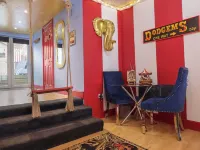 Circus Circus Hotels in Pentre Halkyn