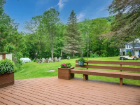 Mountain Treasure Bed and Breakfast Hotéis em Windham