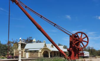 Burra Railway Station Bed & Breakfast - Housity