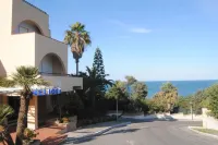 Helios Hotel