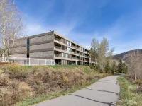 The Lodge at Lake Dillon #308 Hotels in Dillon