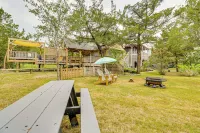 Hot Tub Haven: Creekside Cabin in Frisco! - Homestays
