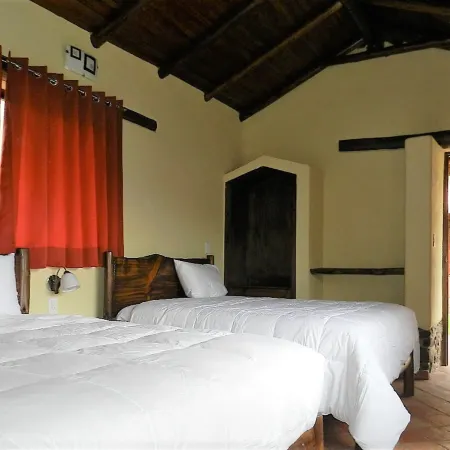 Cantua Hotel