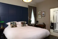 Pont y Pair Inn Hotels in Llanddoged and Maenan
