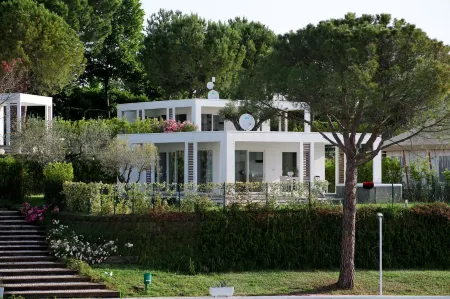 Villaggio la Pescaccia Отели в г. Монтегридольфо