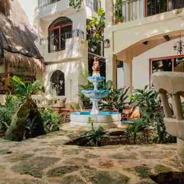 Hotel y Hostal Nojoch Che Hotel Exterior