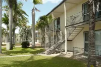 Ocean Breeze Units Hotels in Bowen