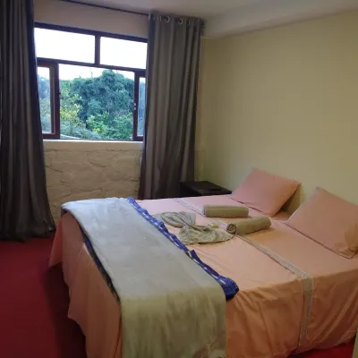 746 Pousada Hotels near Eduardo Guinle Stadium - Friburguense A.C.