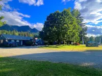 The Cascade Motel Hotel di North Bonneville