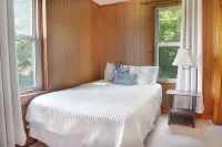 Cozy & Peaceful 3Br Retreat – Porch, Creek Sounds & Wildlife Views