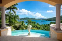 Villa Delfina- Private Beach! Spacious 5 Bedroom Villa in Lower Peter Bay! - piscina