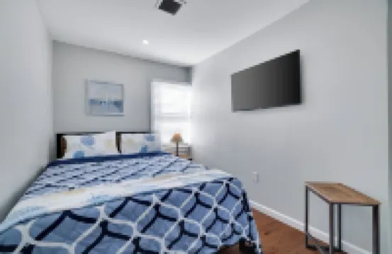 Bright 2Br Newark Retreat  Workspace & Easy Parking