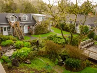 Ecola Creek Lodge Отели рядом с достопримечательностью «Джон Йеон Стейт Нэчурал Сайт»