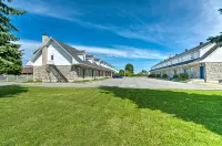 Motel Grande Ile Hotels in Valleyfield