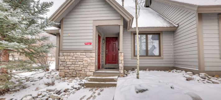 Copper Mtn Resort Duplex w/ Golf Course Views! Hotels in Copper Mountain