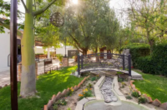 キャピタル O ハシエンダ フィラデルフィア エル アトロン、イラプアト