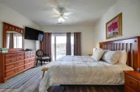 Lakefront Osage Beach Condo Dock Your Boat Here! - صديق للحيوانات الاليفة