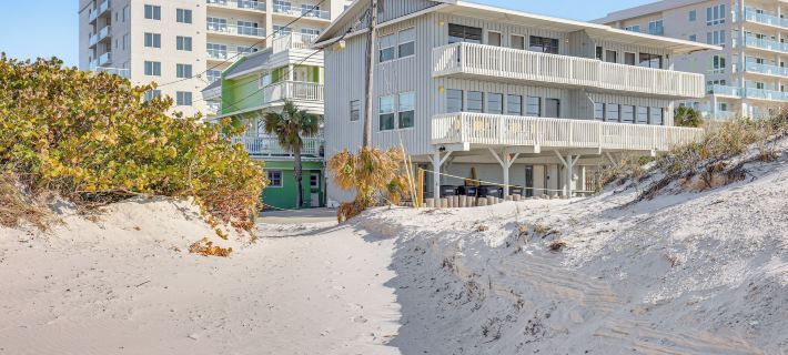 Driftwood Beach Cottage - Walk to Clearwater Bch Hotéis em Clearwater