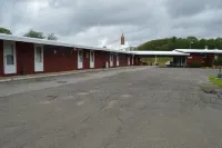 Copper Lantern Motor Lodge