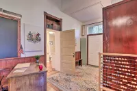 Renovated WV Schoolhouse History Buffs Heaven! - 3-Star
