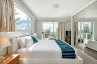 Xanadu Main Beach Resort Hotels in Main Beach