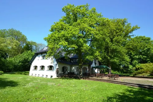 Hotel und Gaststätte Am Rugard Hotels in Putbus