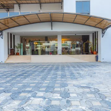 Isglo Hotels Ikoyi