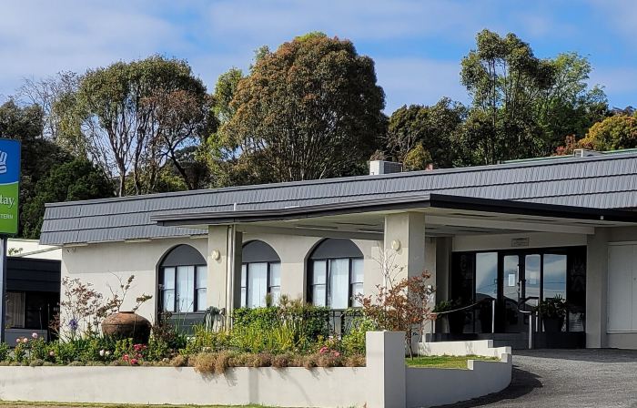 SureStay Hotel by Best Western the Clarence on Melville