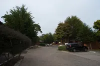羅斯代爾酒店 - 停車場