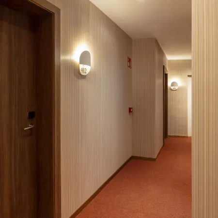 SH Suite Palace Отели рядом с достопримечательностью «Кафедральный собор Валенсии»